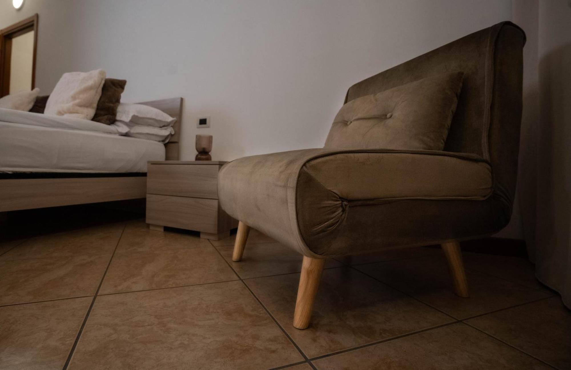 Ambra Apartment Tirano Bagian luar foto